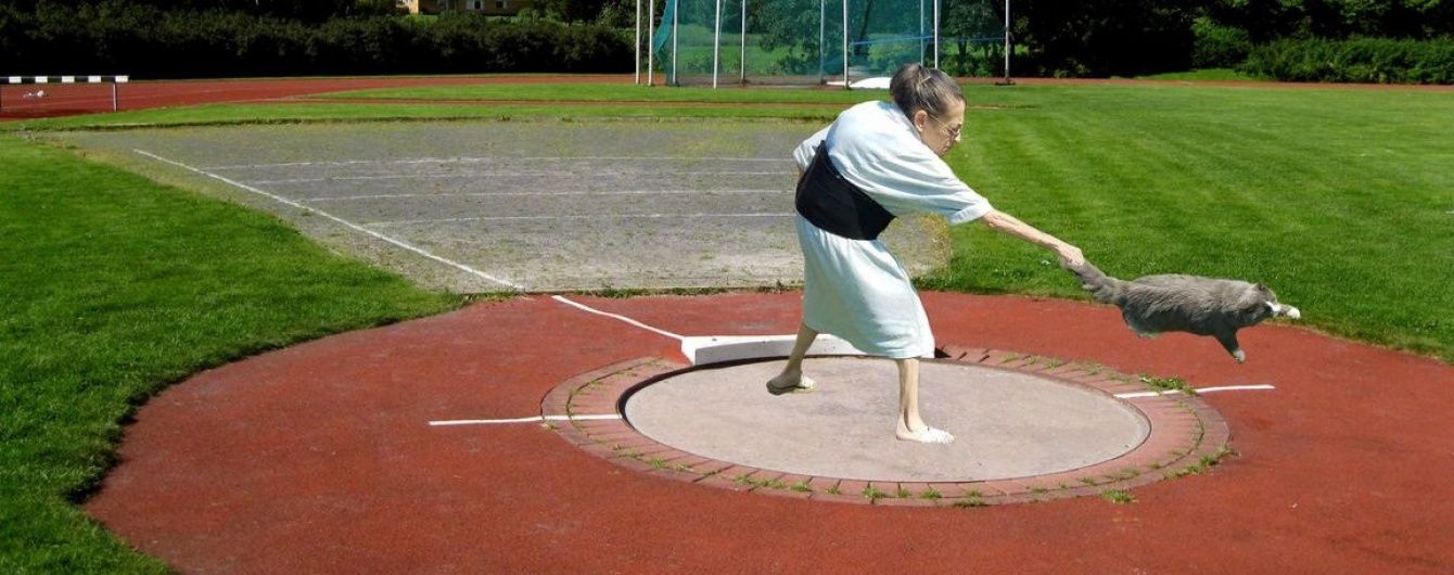 Instagram собаки-обіймаки та фотожаби із войовничою бабцею. Тренди Мережі