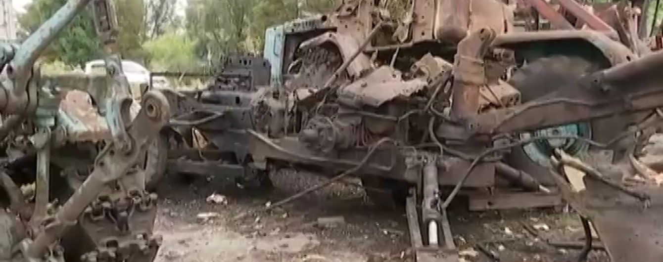 Артилерія бойовиків розгромила трактори та комбайни селян в Архангельському