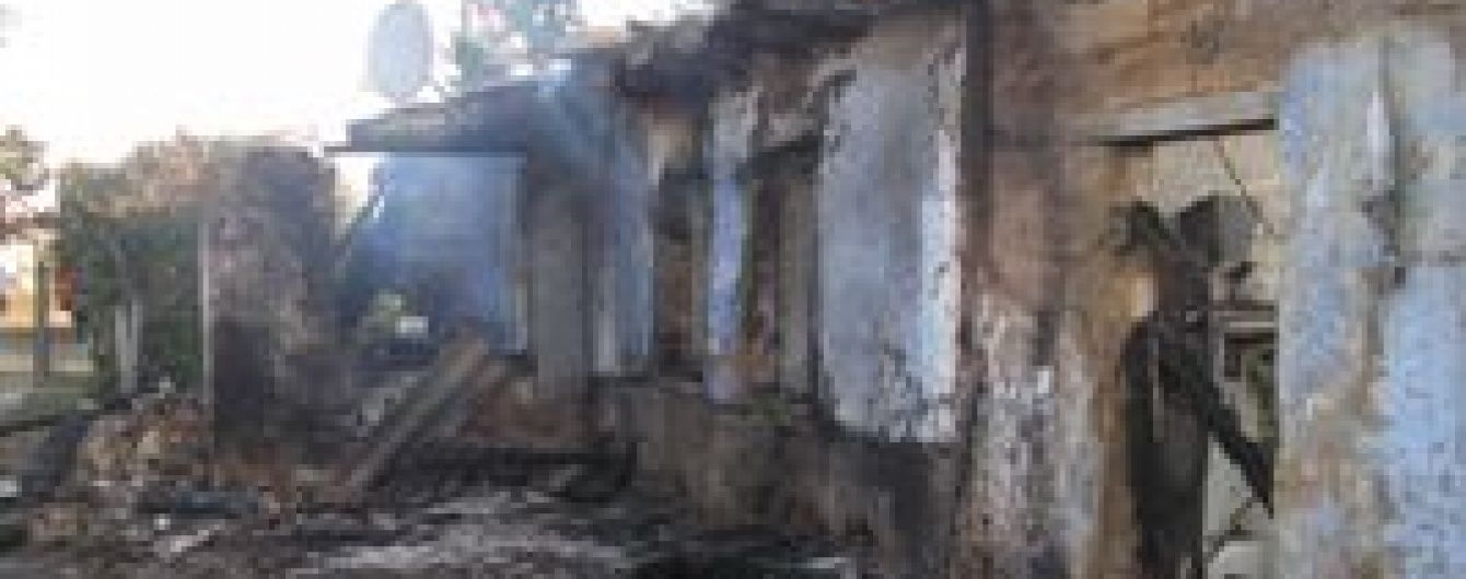 На Одещині у страшній пожежі загинули жінка та двоє маленьких дітей