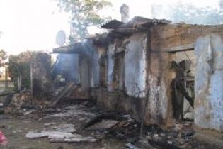 На Одещині у страшній пожежі загинули жінка та двоє маленьких дітей