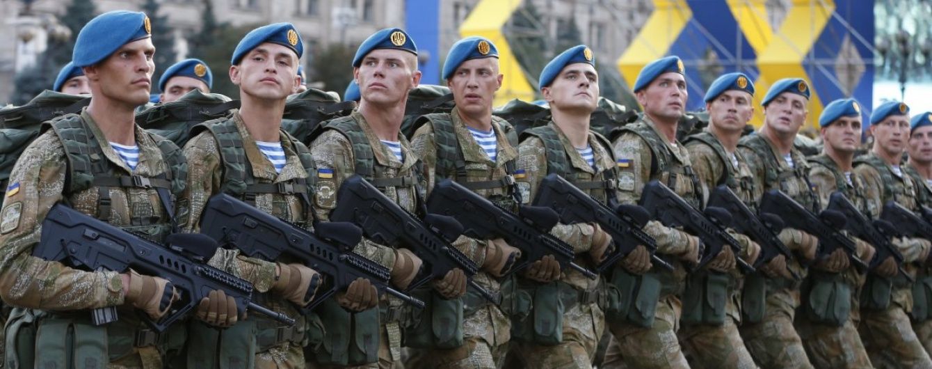 Молебень на передовій та Марш нації у Києві. Як Україна відзначатиме День захисника
