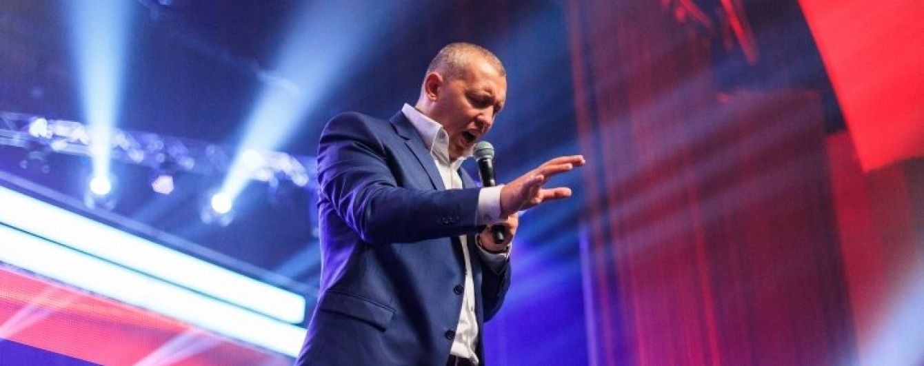 Скандальная секта "Возрождение" под вывеской религии проталкивается в политику на деньги верующих