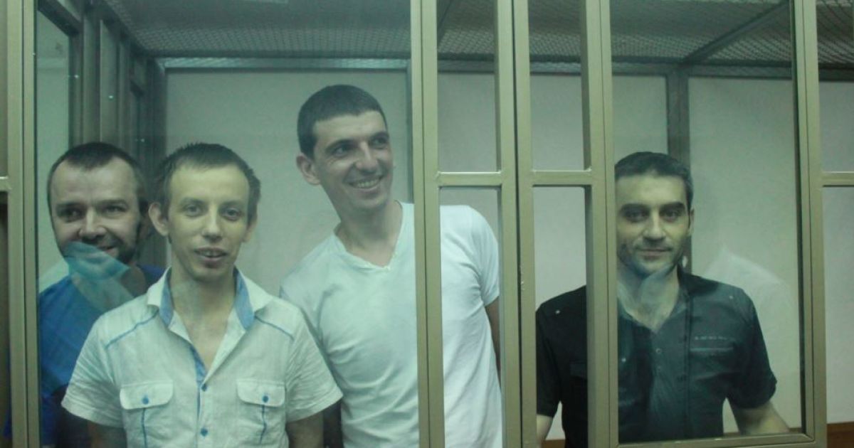 24-х арестованных крымскотатарских активистов признали политзаключенными