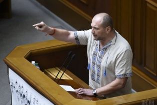 Борислав Береза оскорбил корреспондента ТСН после вопросов о переписке с пропагандисткой Столяровой
