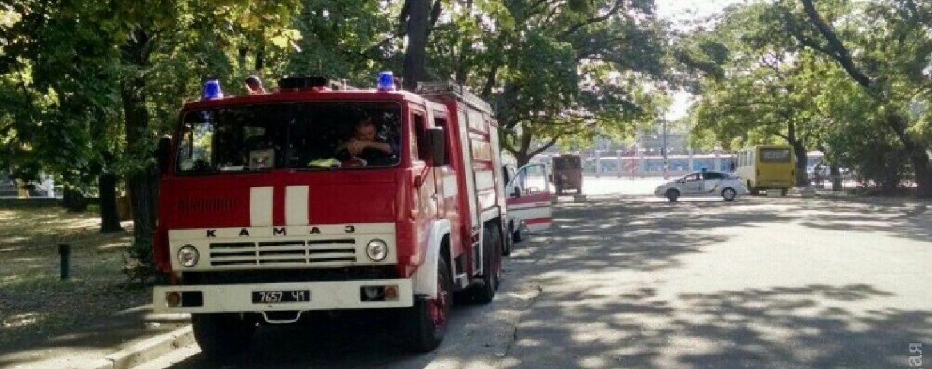 В Одесі "замінували" Куликове поле і Будинок профспілок