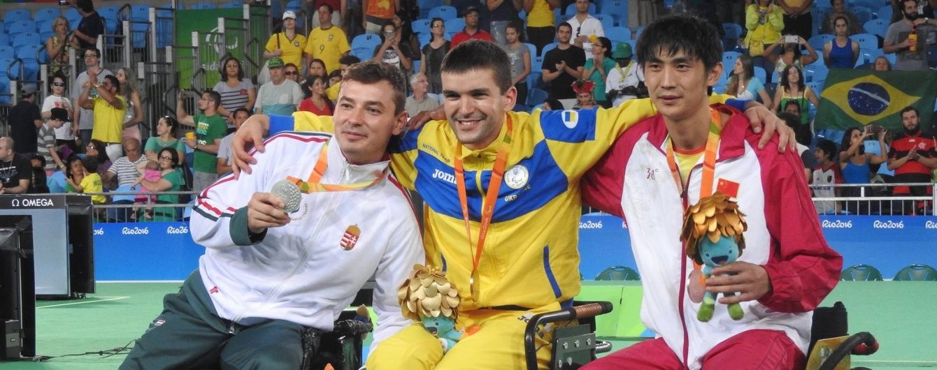 Сидіти і не робити нічого - це найдурніший вчинок