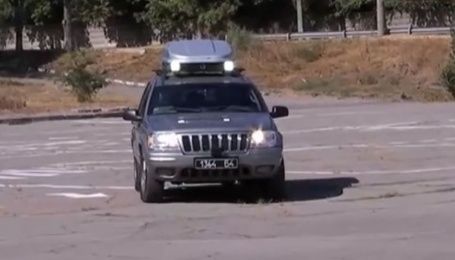 Распознает жесты и понимает человеческую речь. В Запорожье создали беспилотный внедорожник