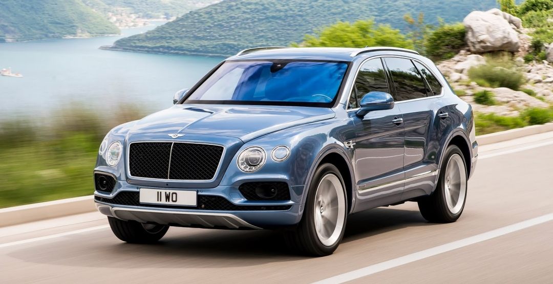 Bentley официально представил дизельный Bentayga