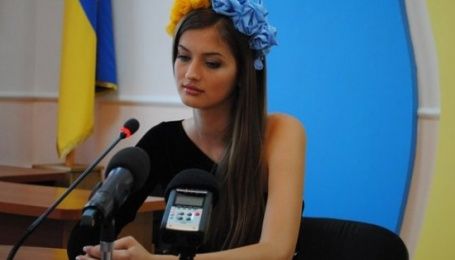 Італійський мільйонер перестав страждати за "Міс Україною" та відпочиває на люксовому курорті