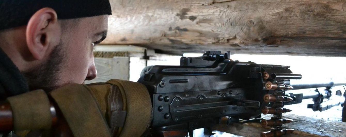 Пророссийские боевики 15 раз обстреливали украинские позиции. Хроника АТО