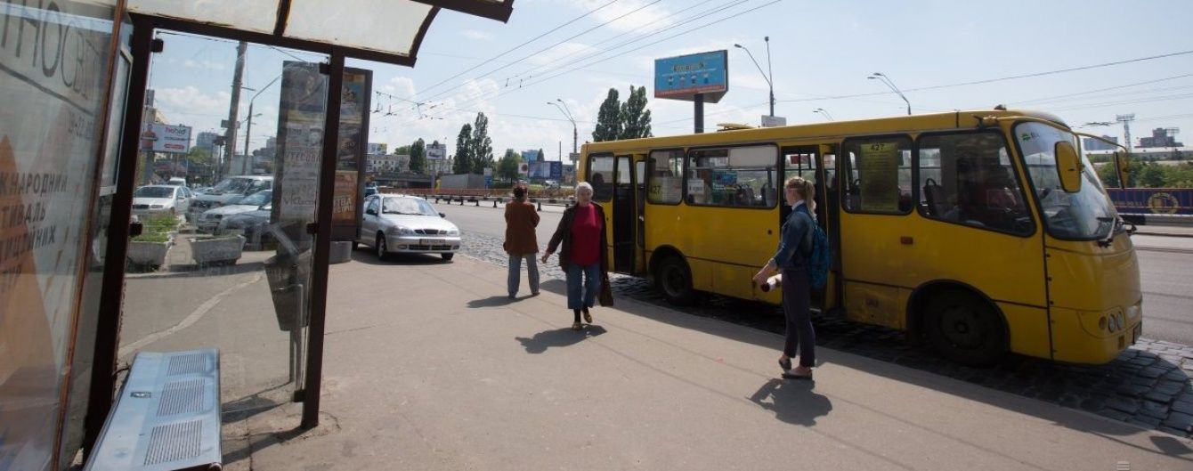 У Чернігові маршрутка на смерть збила пенсіонерку