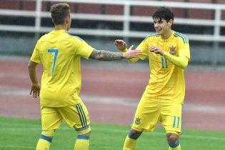 Футбольна збірна України пробилася в еліт-раунд Євро-2017