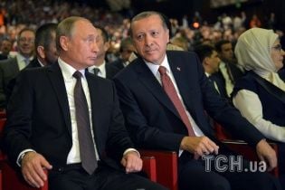 Путин увидится с Эрдоганом вместо встречи с Трампом