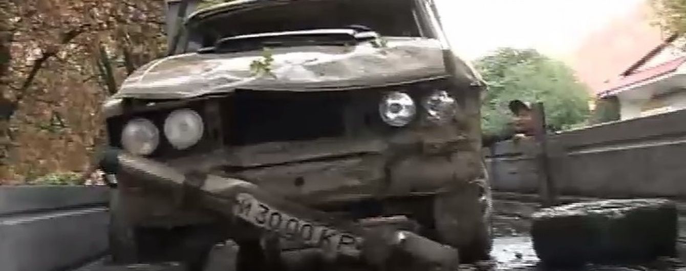 У Херсоні в дим п'яний водій скерував авто в яму від ремонту теплотраси