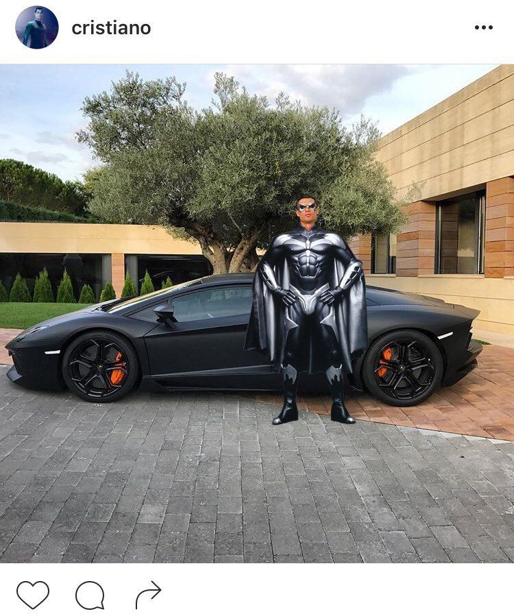 Кріштіану Роналду і Lamborghini меми_2