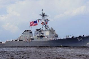 Міноносець США увійшов у Чорне море
