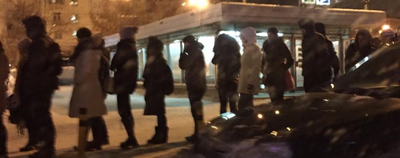 Епідемія ВІЛ: у російському Єкатеринбурзі люди в паніці масово здають тести на вірус