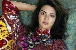 Мати Кендалл Дженнер показала її архівні дитячі фото