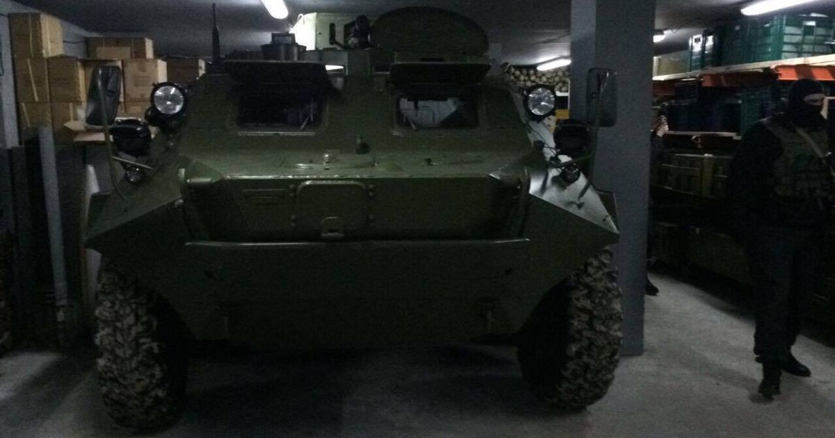 Владельцем бункера с оружием и БТР под Киевом оказался уроженец Донетчины