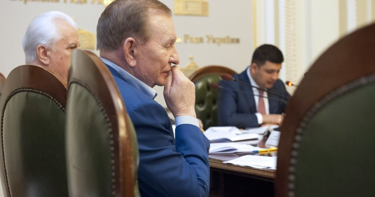 "Формула Штайнмайера" не приведет к миру на Донбассе - Кучма