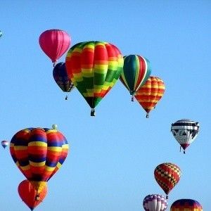У США повітряна куля врізалась у натовп учасників фестивалю