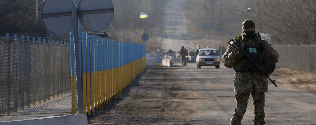 В Україні конфісковану військову техніку і зброю передаватимуть силовикам