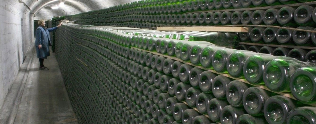 Во французском Бордо пожар уничтожил два миллиона бутылок вина