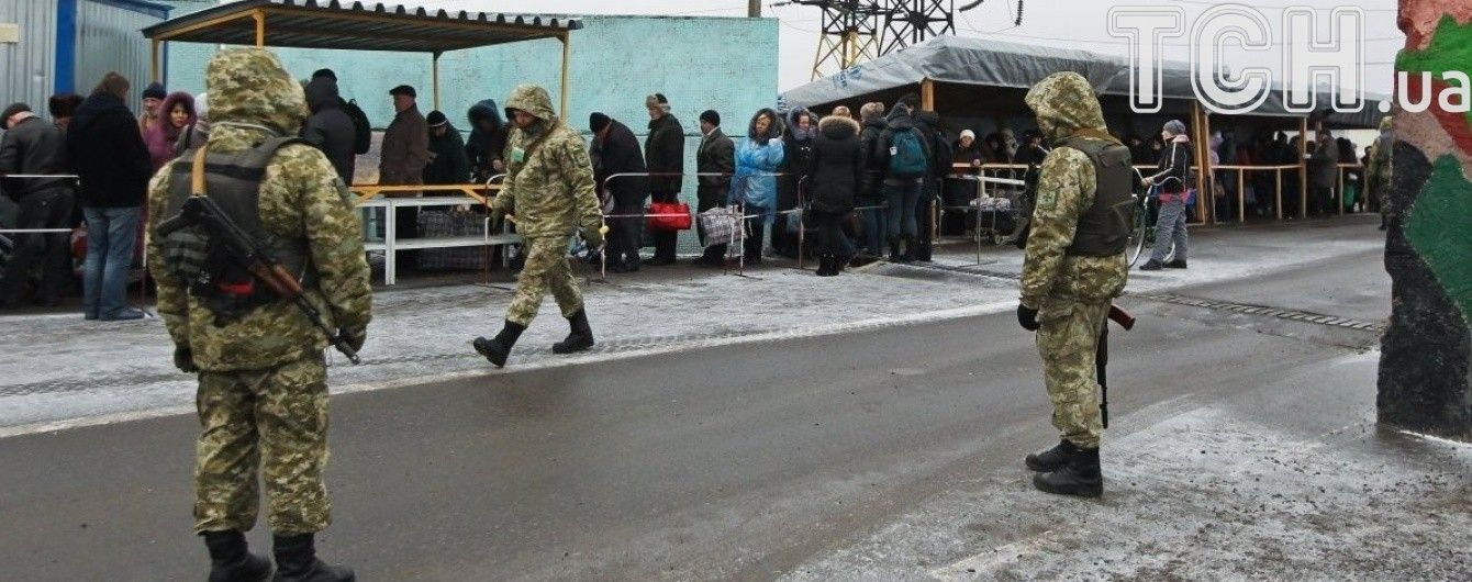 На пунктах пропуска на Донбассе умерли двое людей