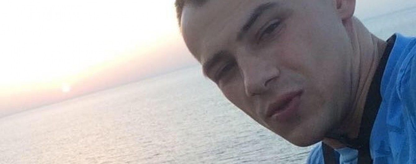 Британський боксер, який помер у дебютному бою, пожертвував своє серце