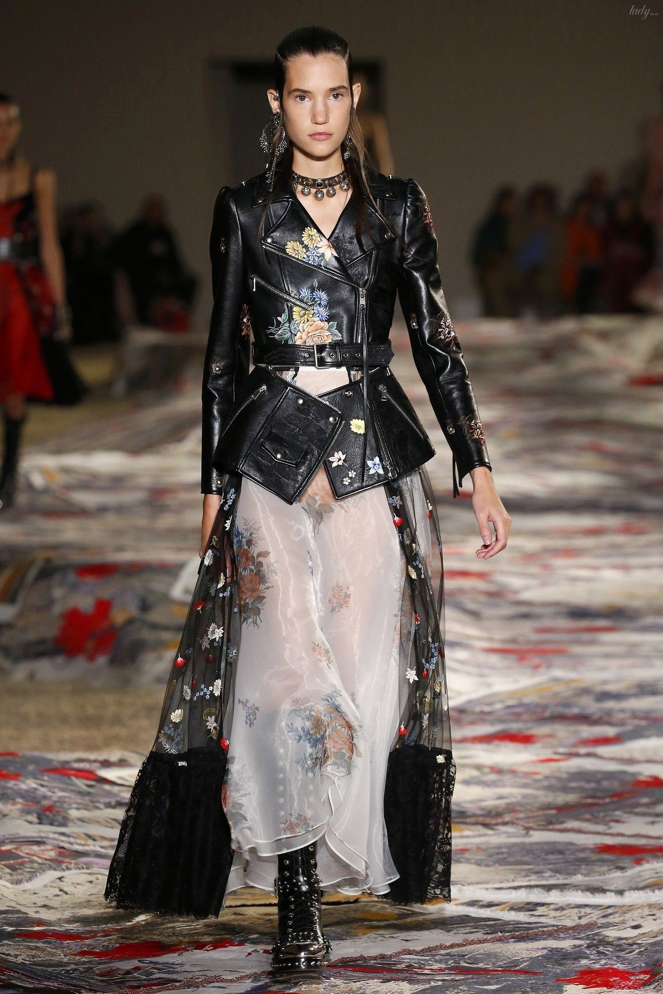Коллекця Alexander McQueen прет-а-порте сезона весна-лето 2017_27