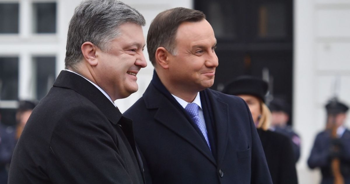 Порошенко різко відреагував на польський закон про заборону "бандерівської ідеології"