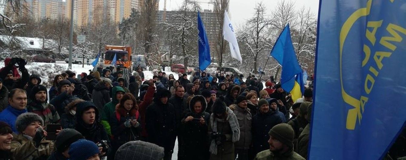 "Автомайдан" опроверг участие в пикете под офисом Зеленского