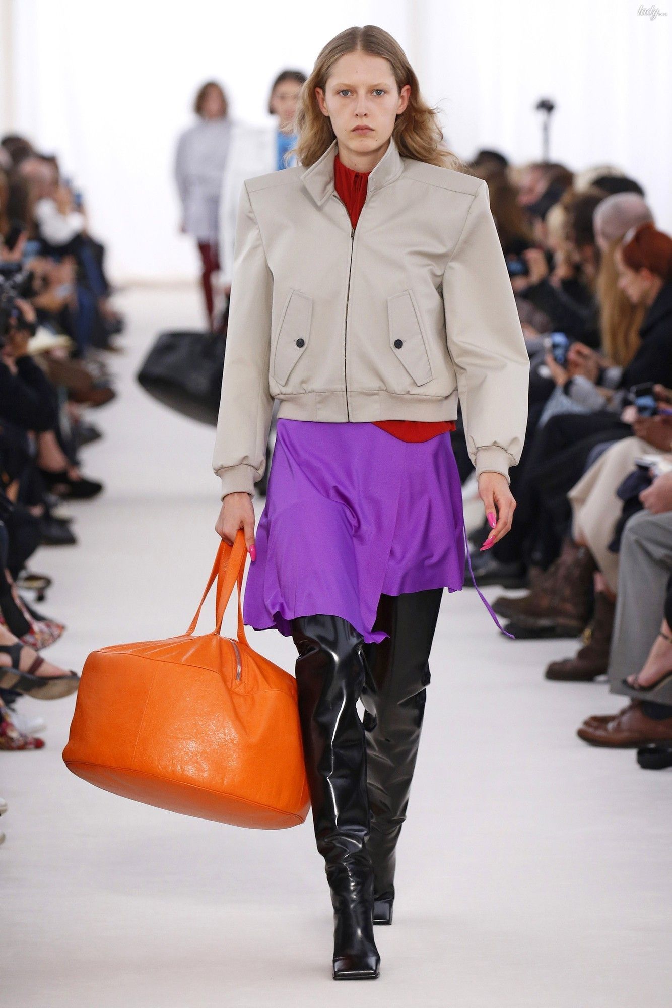 Коллекция Balenciaga прет-а-порте сезона весна-лето 2017_5
