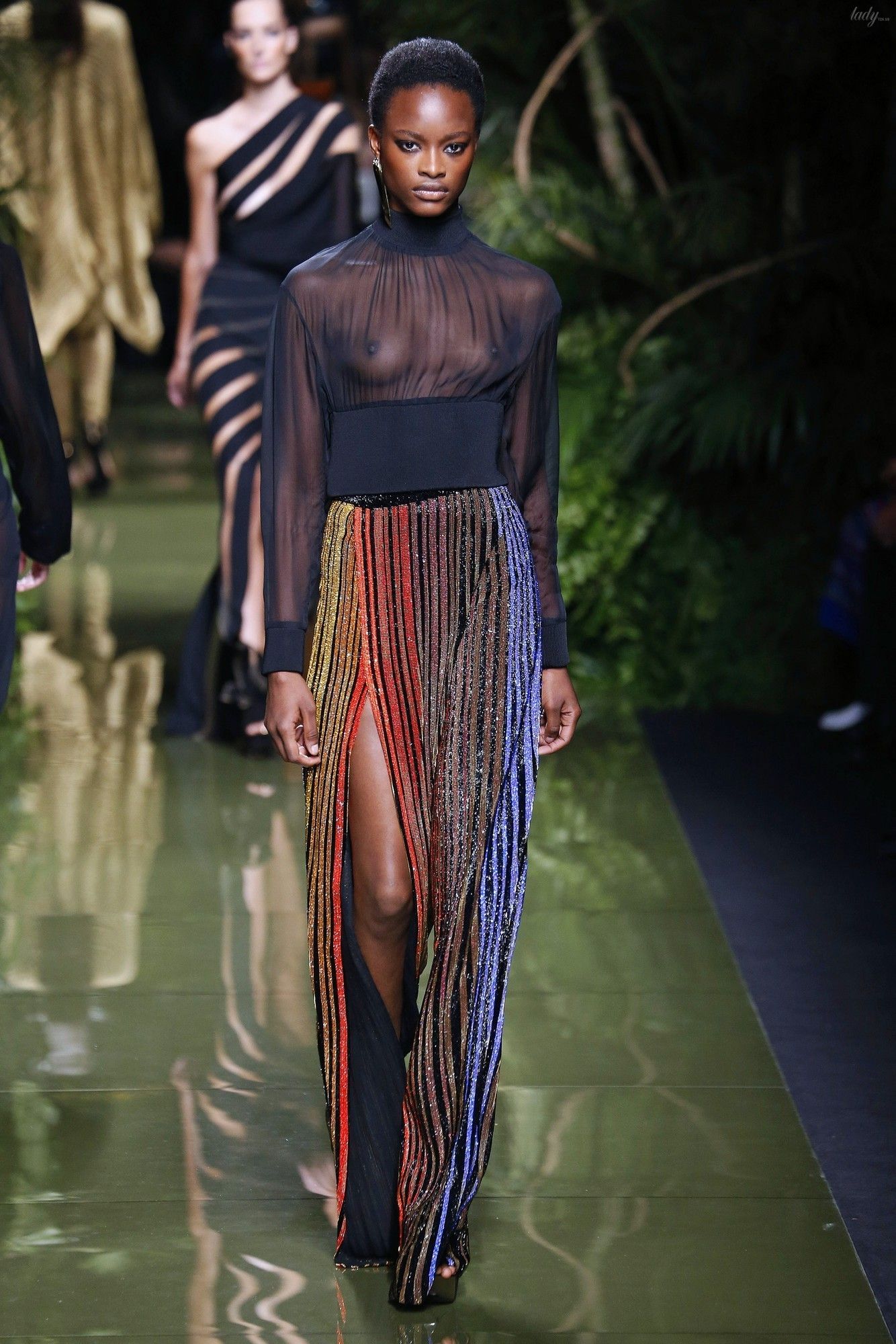 Коллекция Balmain прет-а-порте сезона весна-лето 2017_57