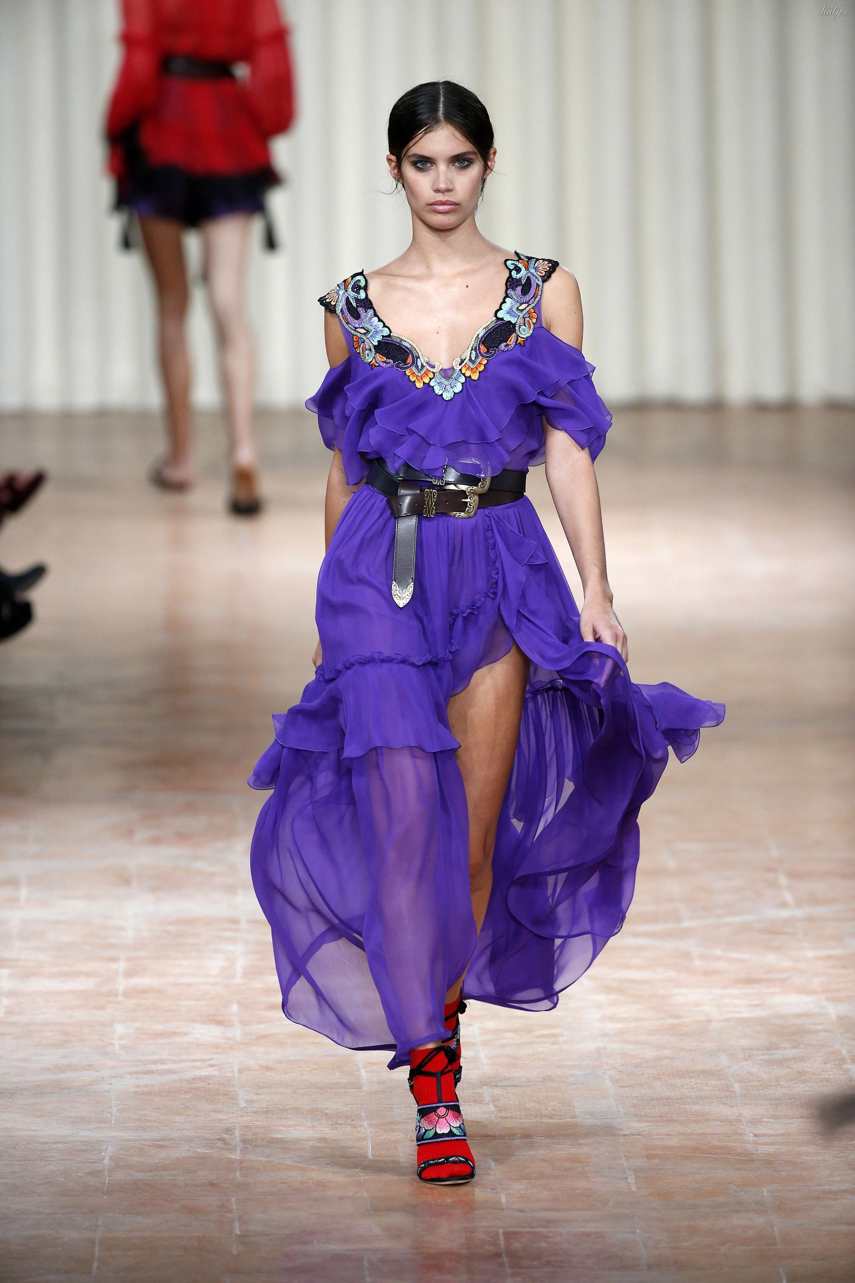 Коллекция Alberta Ferretti прет-а-порте сезона весна-лето 2017_13
