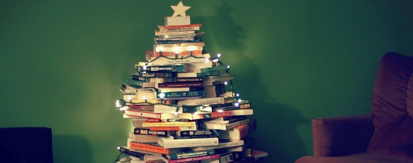 Как сделать новогоднюю елку из любимых книг. Инструкции для любителей читать