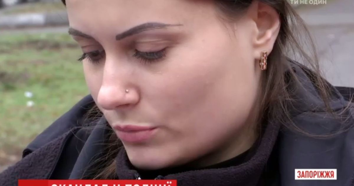 В Запорожье подрались женщины-офицеры патрульной полиции