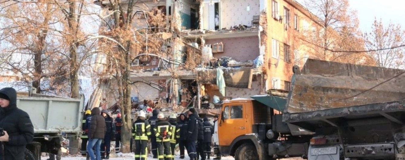 У Чернігові поховали жертву обвалу гуртожитку
