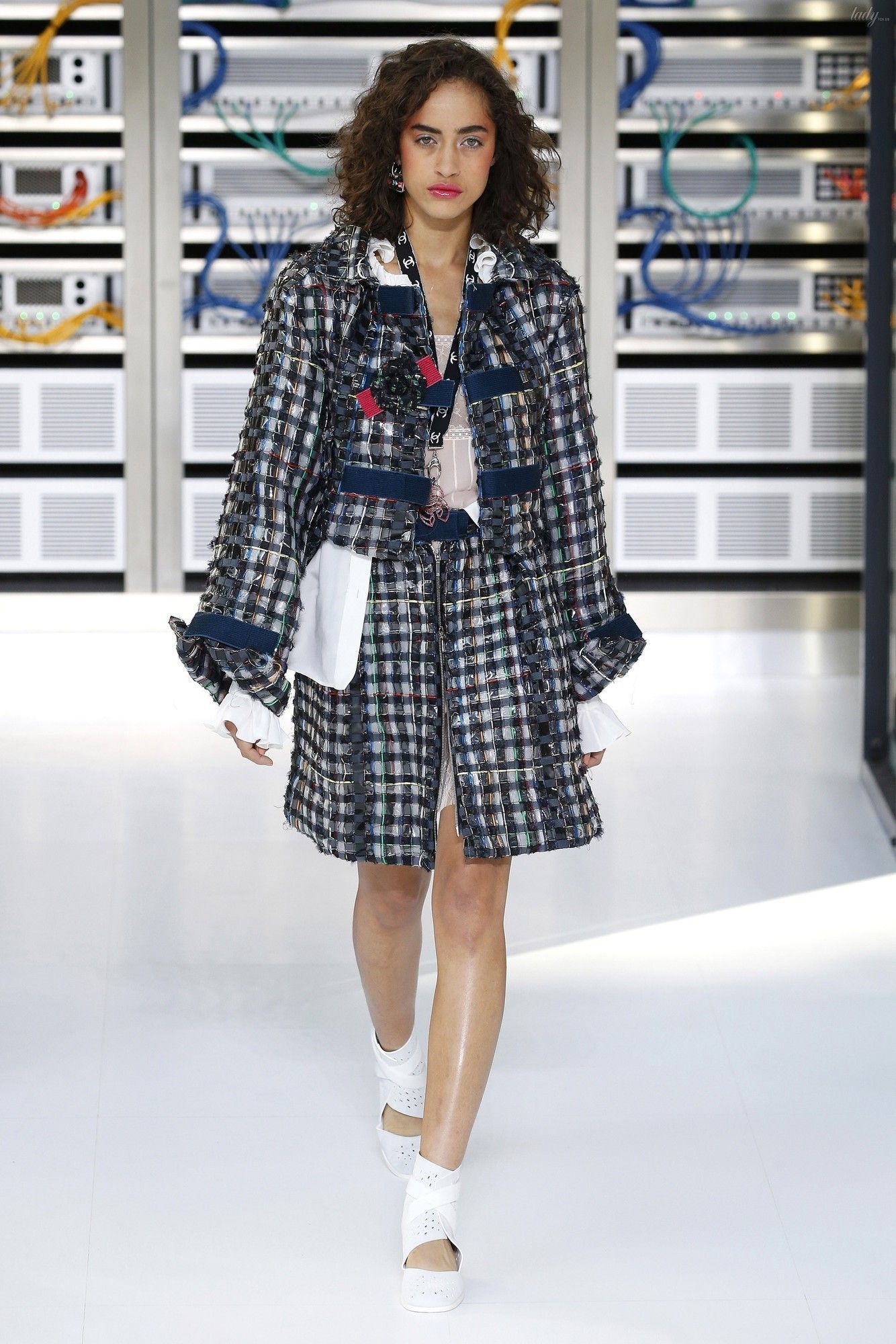 Коллекция Chanel прет-а-порте сезона весна-лето 2017_7
