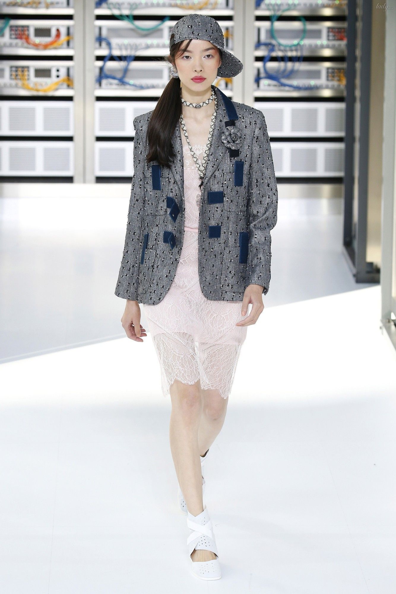 Коллекция Chanel прет-а-порте сезона весна-лето 2017_64