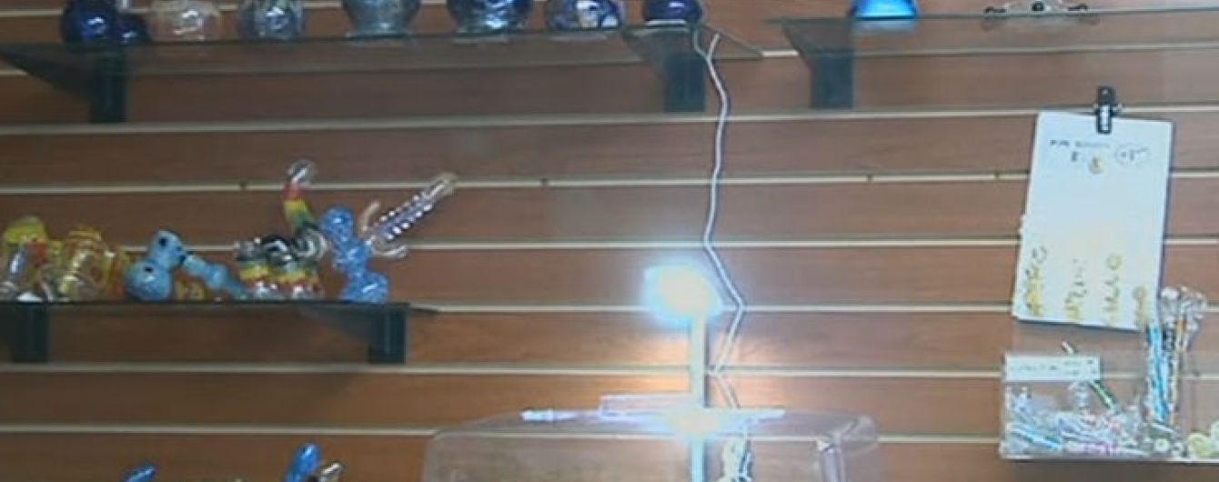 На Алясці відкрили перший легальний магазин марихуани
