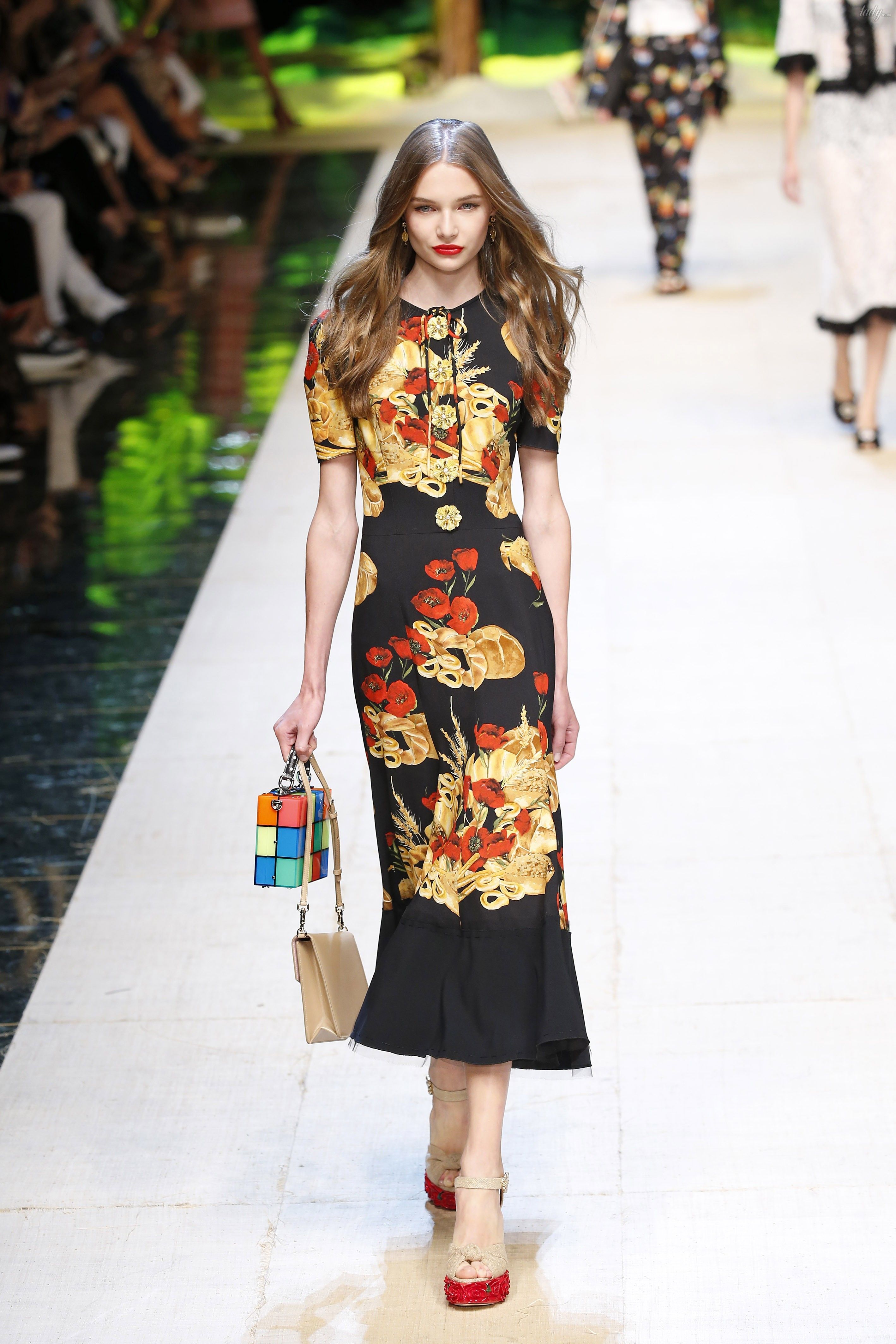 Коллекция Dolce&Gabbana прет-а-порте сезона весна-лето 2017_75