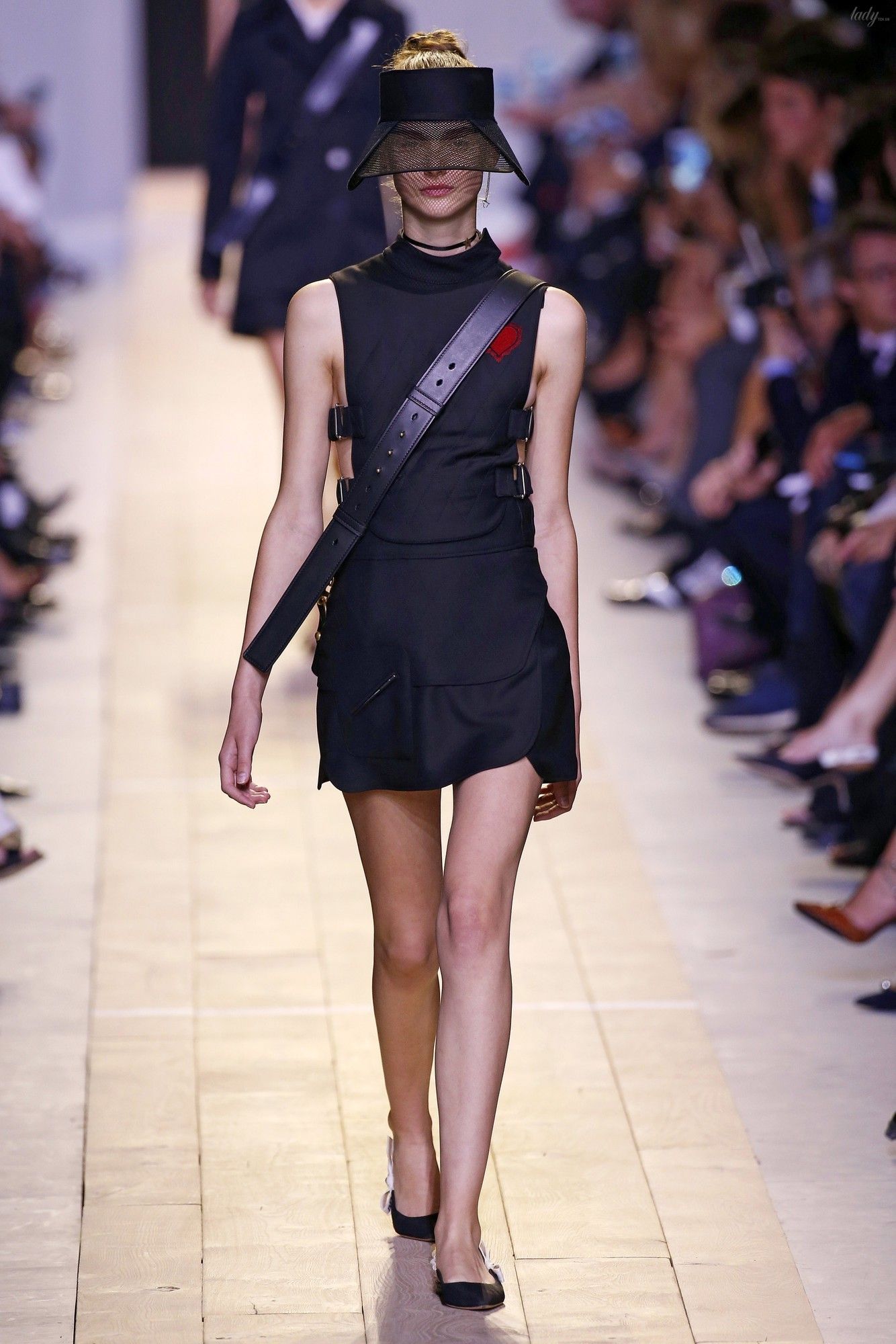 Коллекция Christian Dior прет-а-порте сезона весна-лето 2017_15