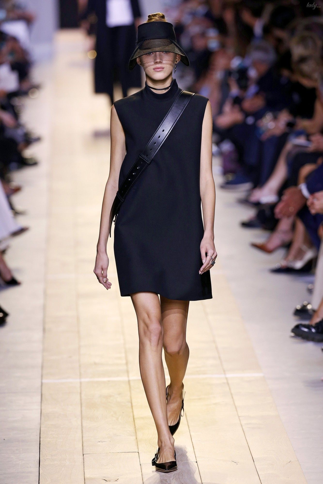Коллекция Christian Dior прет-а-порте сезона весна-лето 2017_39