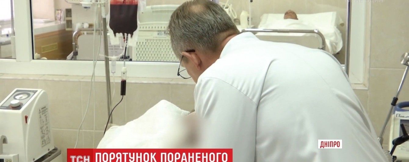Перевезти нетранспортабельного: у Дніпрі рятують життя пораненого під Авдіївкою воїна