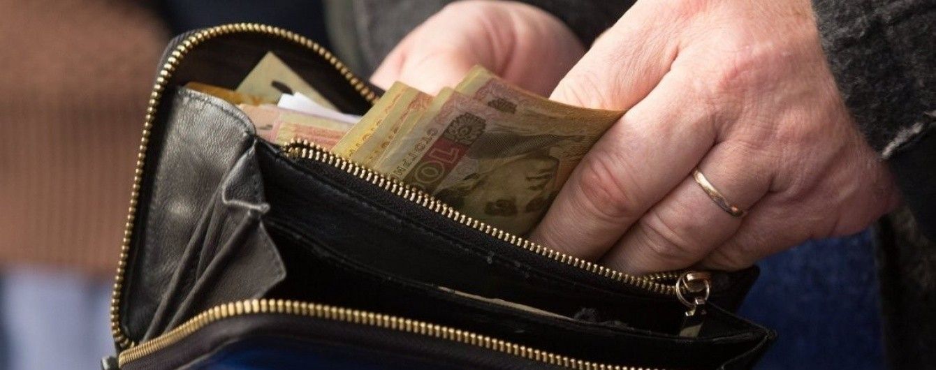 "Мінімалка" 3200, нові пенсії та скорочення стипендій. Як зміниться життя українців з 1 січня