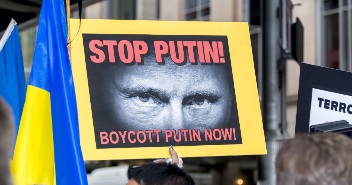 Санкції США і ЄС. Чим Росія поплатилася за агресію на Донбасі й анексію Криму