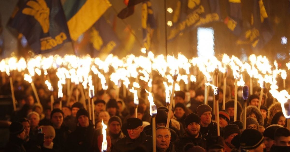 У Львові смолоскипним маршем ушанували Романа Шухевича
