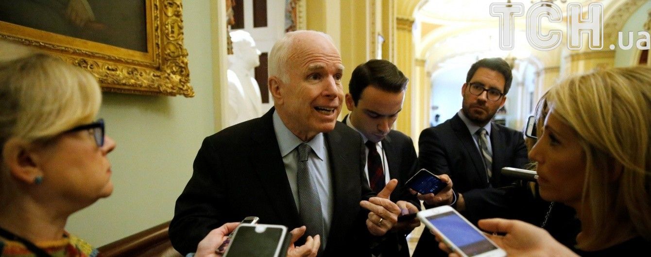 Сенатор Маккейн відреагував на санкції США проти Росії