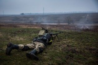 Бойовики на Донбасі посилили обстріли. Поранено троє українських військових
